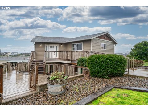 A home in Waldport