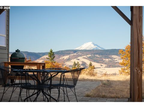 A home in Mosier