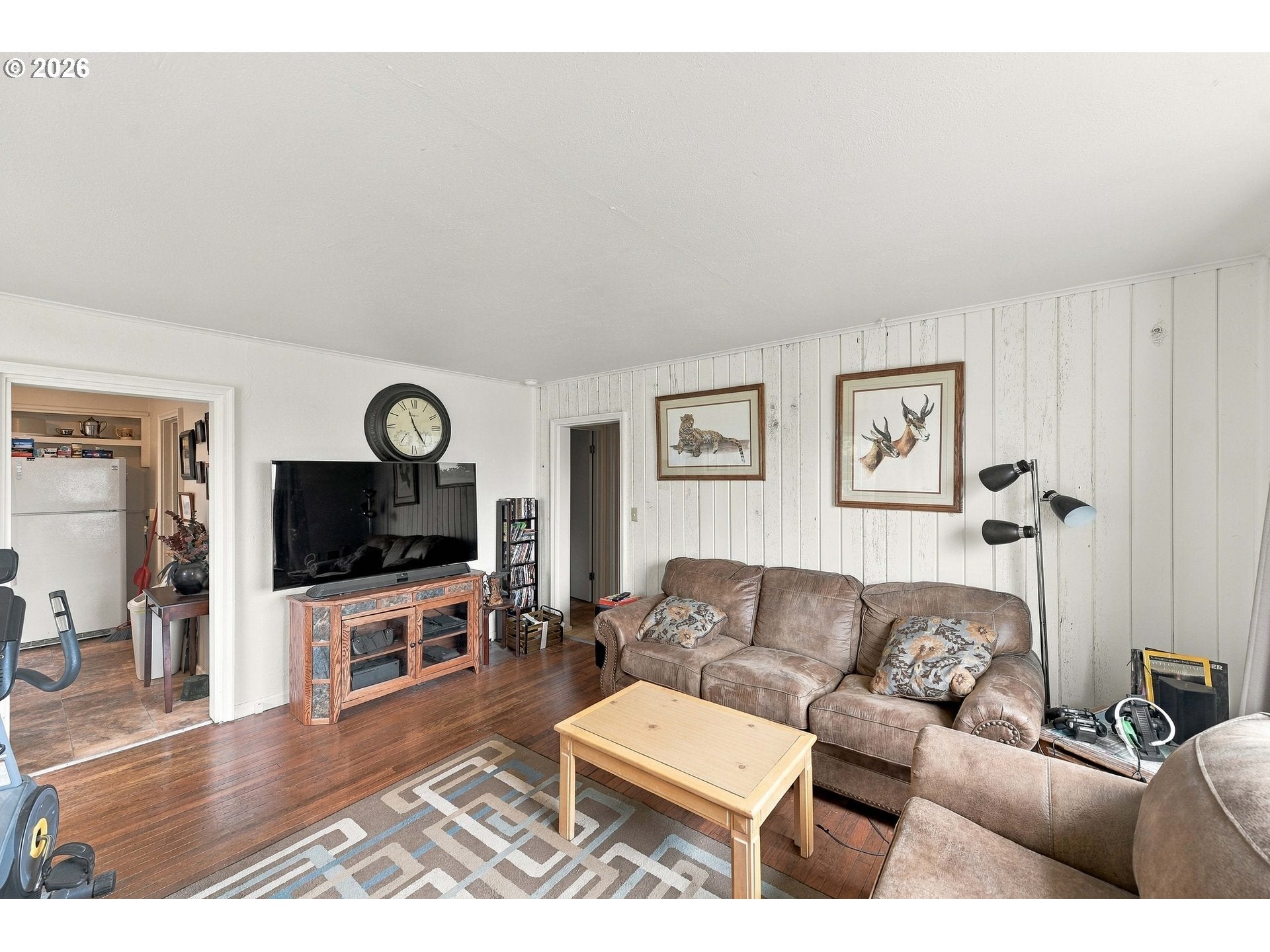 325 1ST ST SW