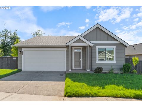 1540 N BROADWAY ST Estacada OR 97023