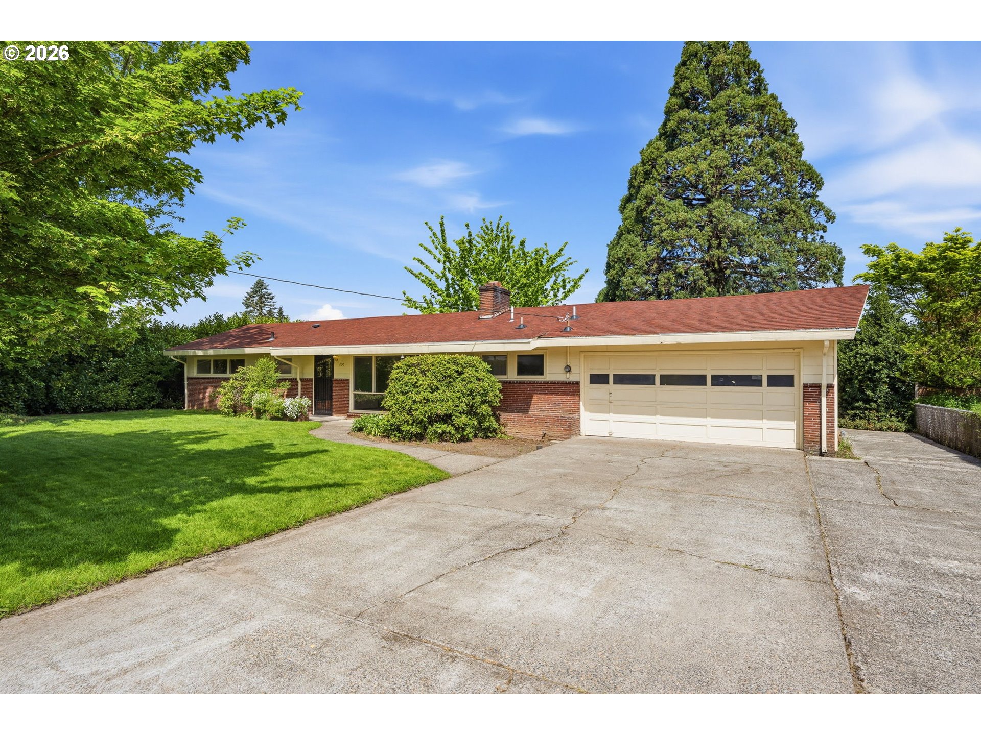 800 NW SLUMAN RD