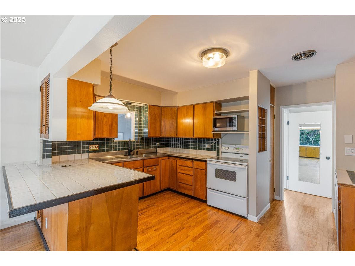 Hillsboro, Oregon 97123, United States, ,Residential,Active,247953