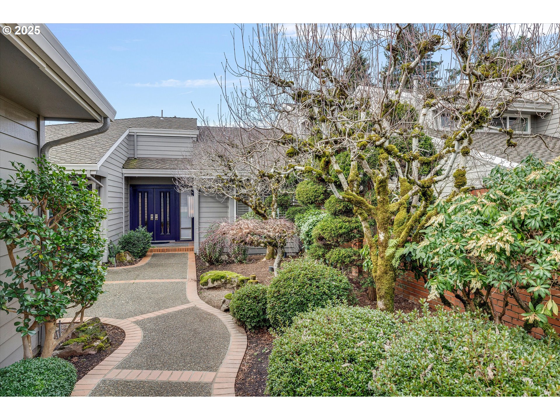 32645 SW LAKE POINT CT