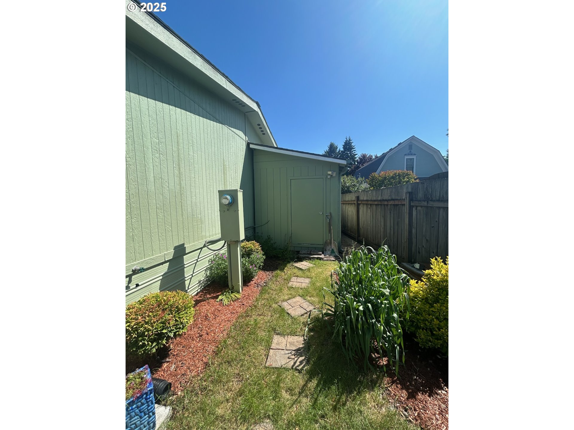 503 SE SHERIDAN RD #8
