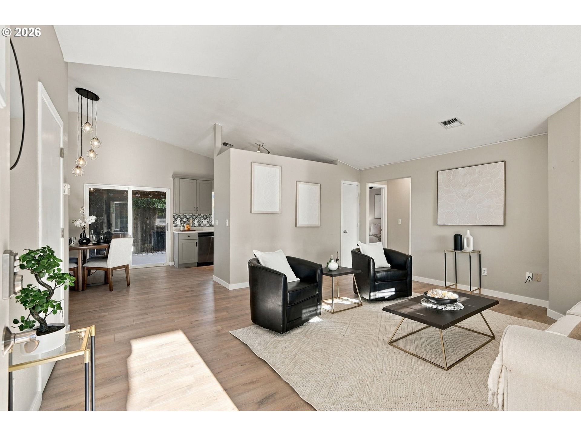 573 S 41ST PL