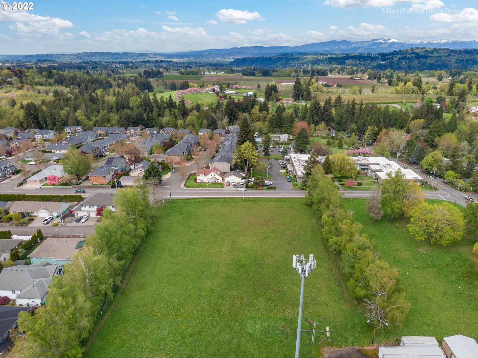 Gresham, Oregon 97080, United States, ,Land,Pending,123811
