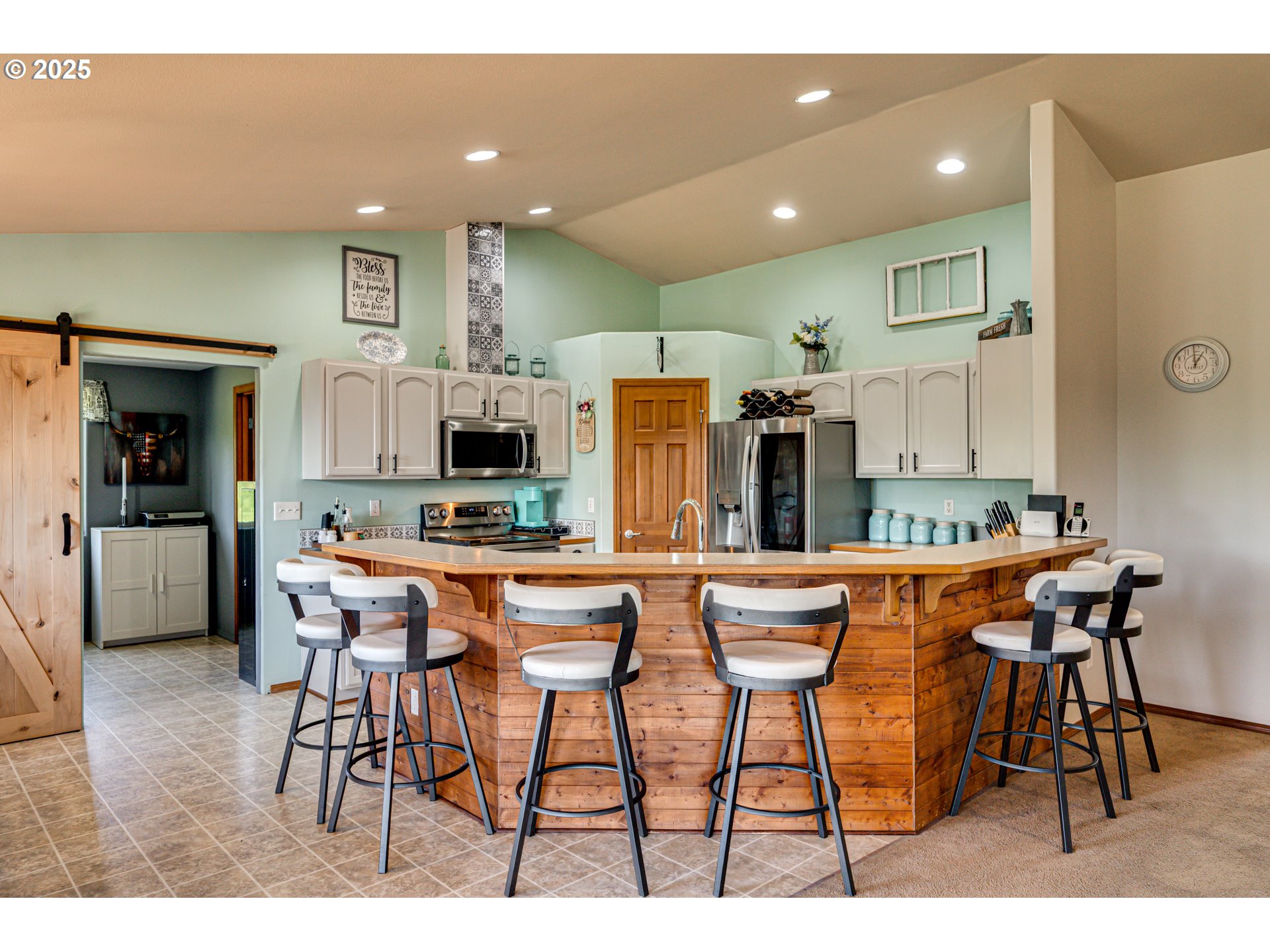 145 BIVANS RD