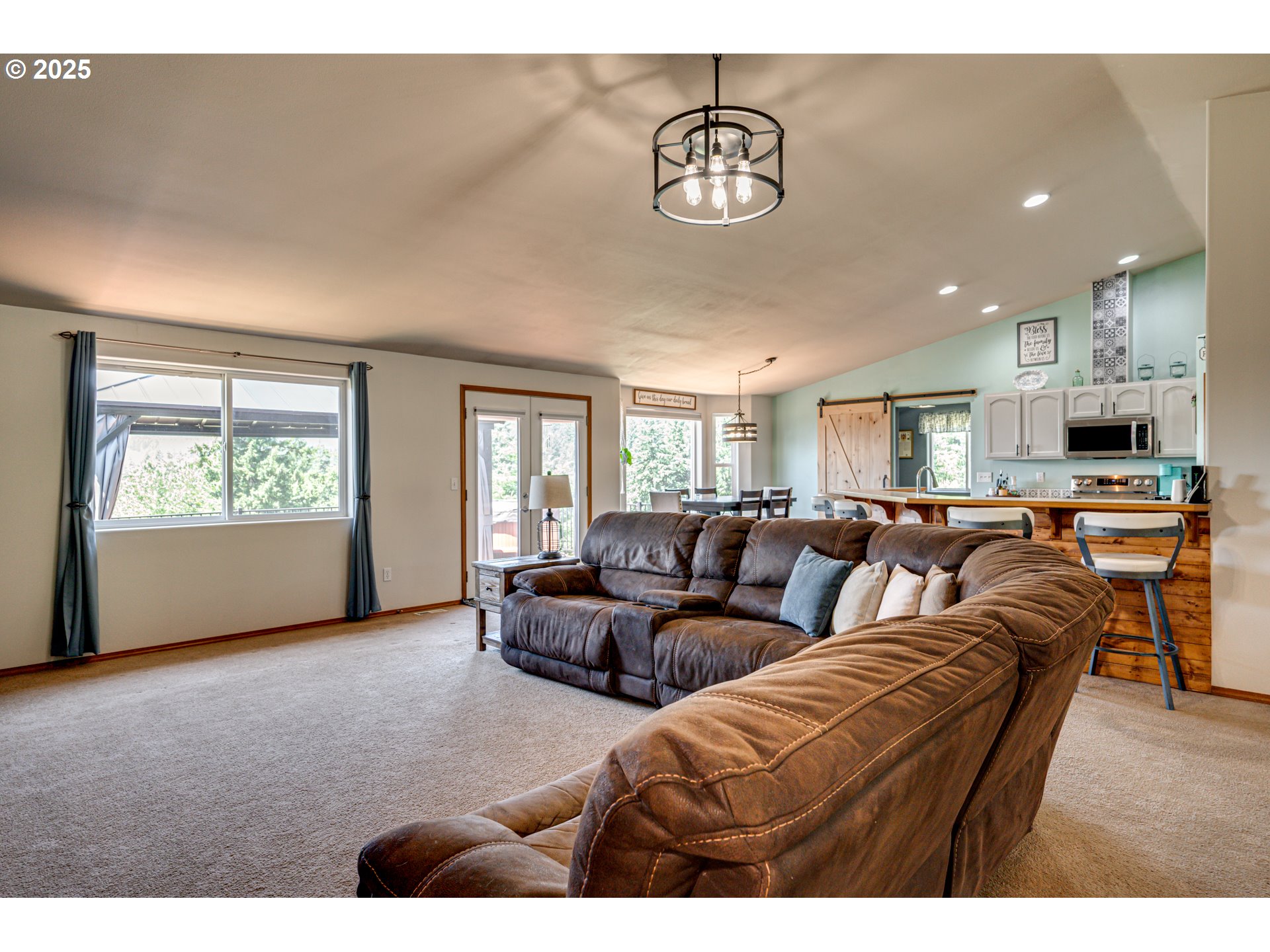 145 BIVANS RD