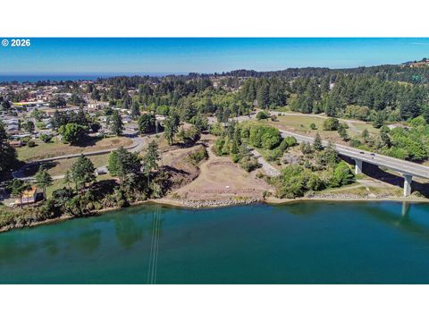 6420 BRIDGE ST Brookings OR 97415