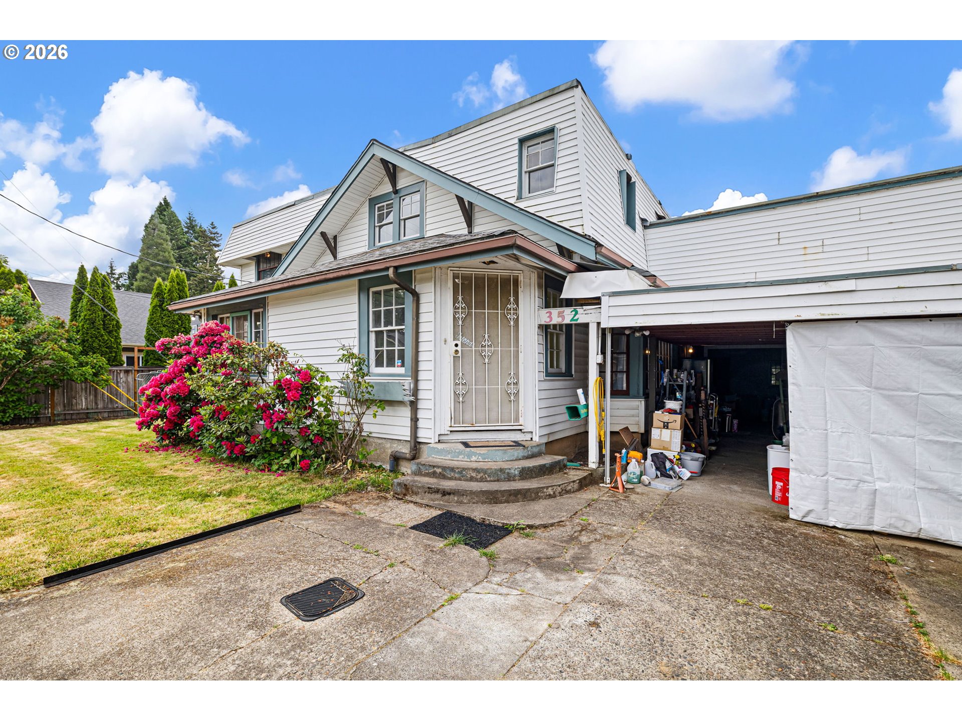352 RUBY AVE