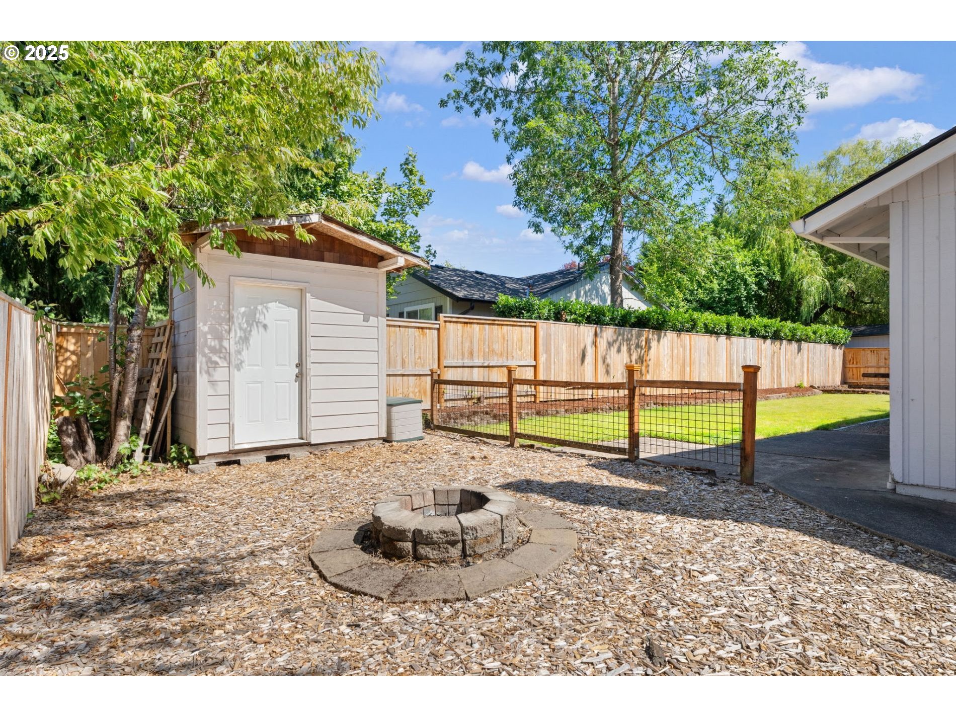 2530 SW LENORE DR