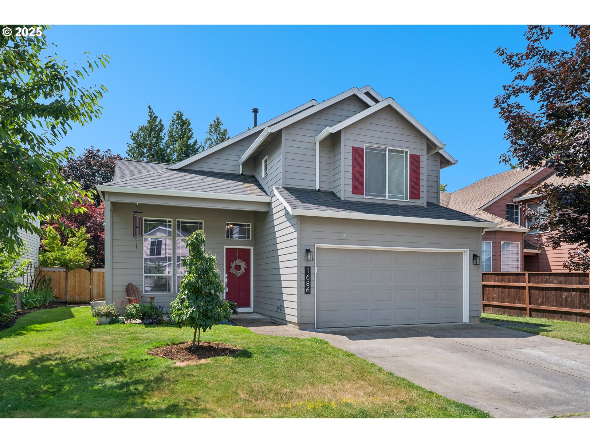 1686 NE 27TH TER