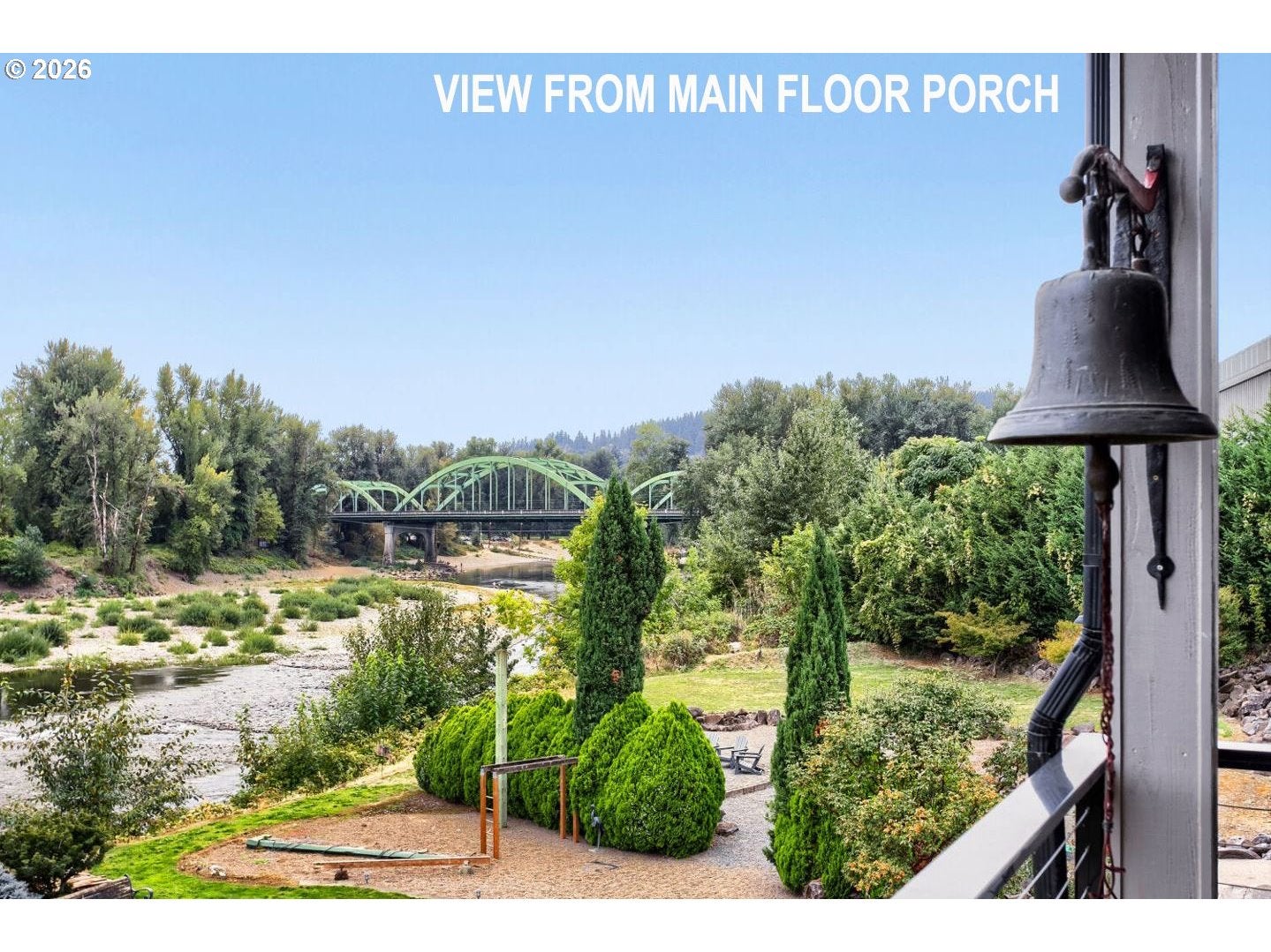 383 W CLACKAMAS BLVD