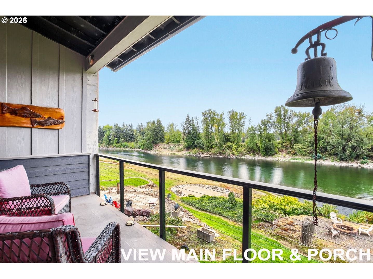 383 W CLACKAMAS BLVD