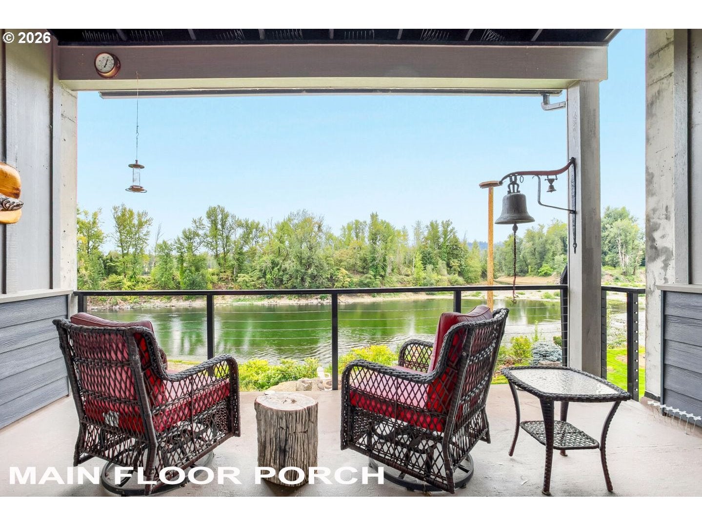 383 W CLACKAMAS BLVD