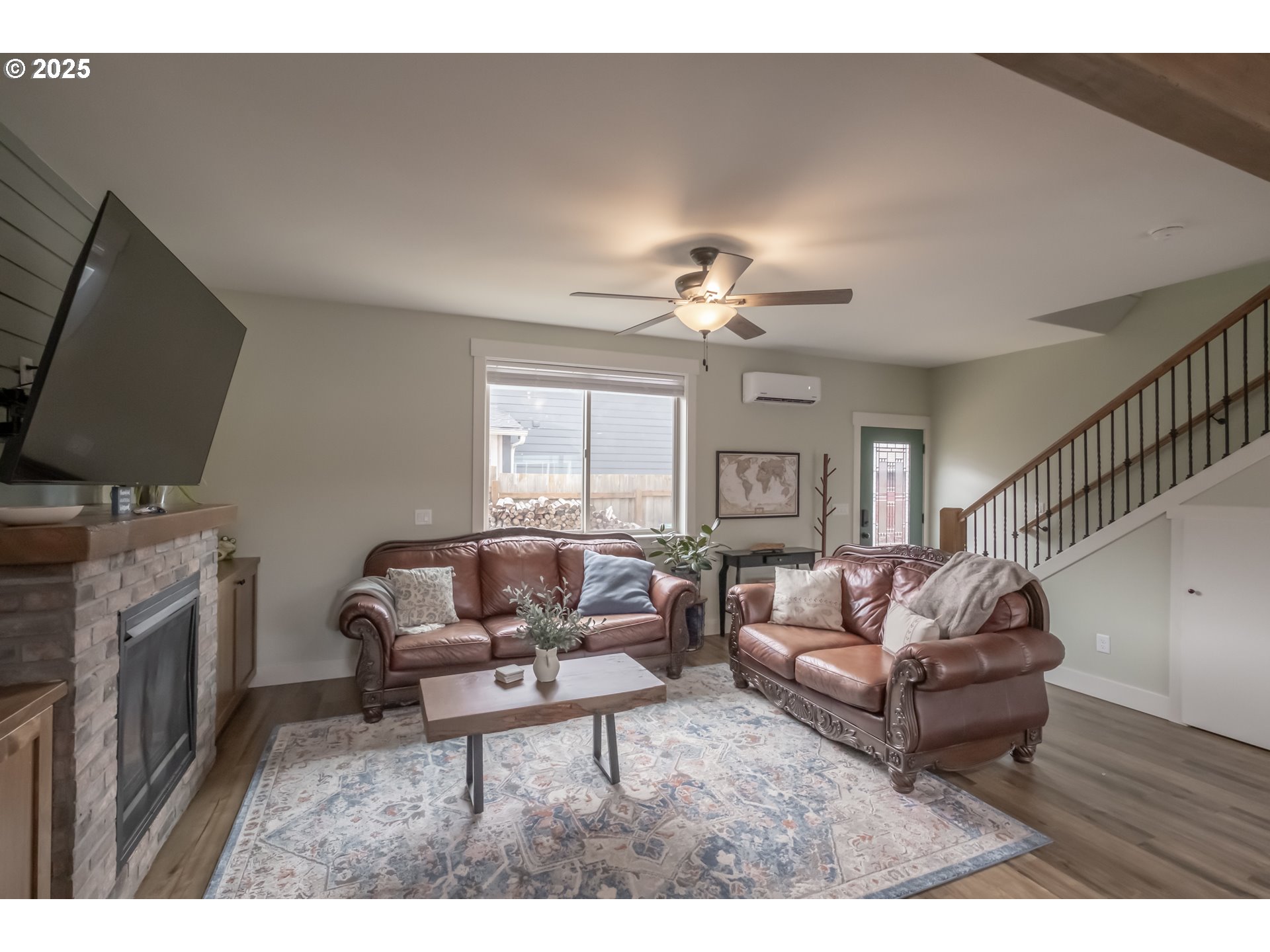 Gleneden Beach, Oregon 97388, United States, 2 Bedrooms Bedrooms, ,3 BathroomsBathrooms,Residential,Active,17049