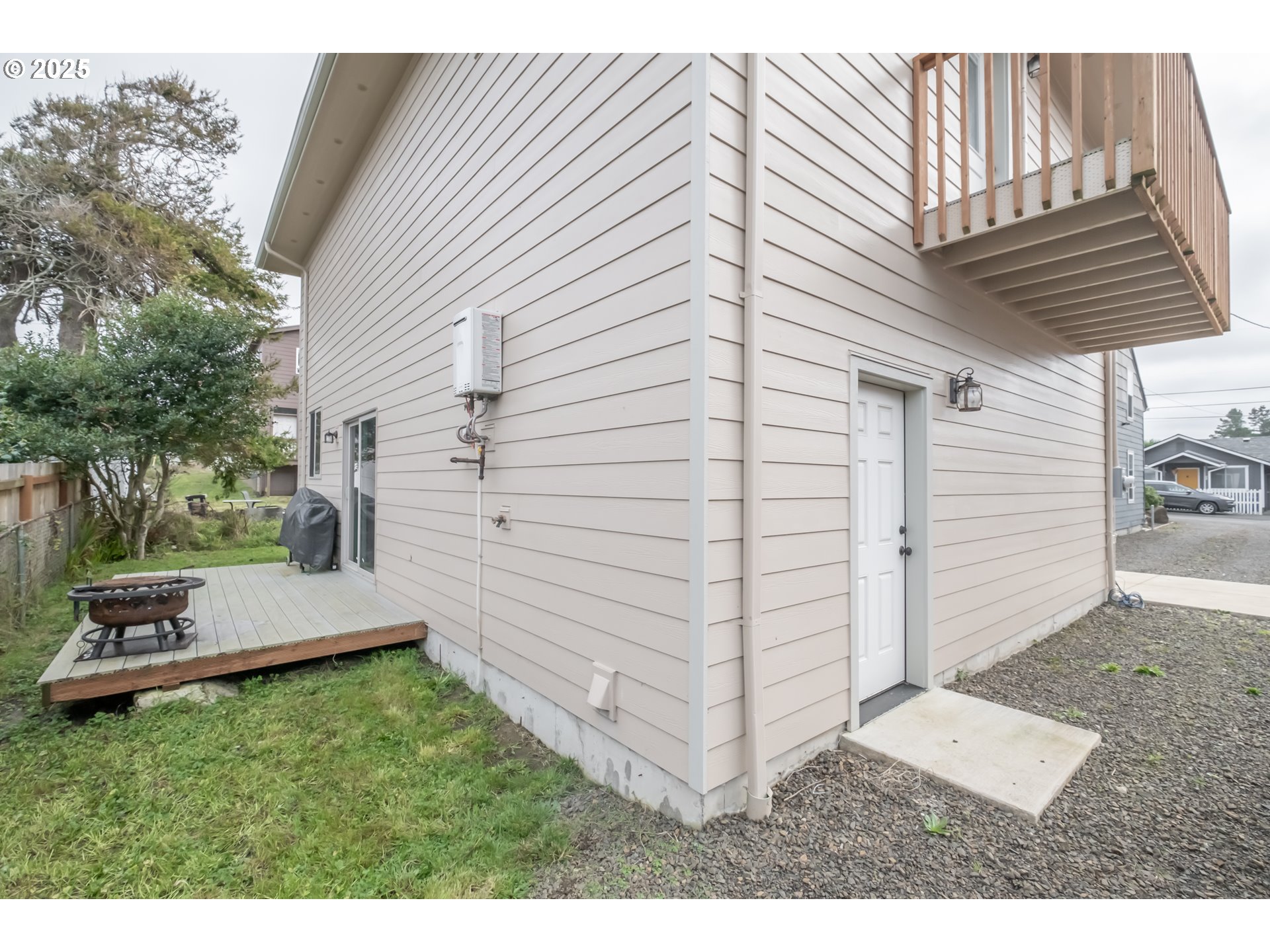 Gleneden Beach, Oregon 97388, United States, 2 Bedrooms Bedrooms, ,3 BathroomsBathrooms,Residential,Active,17049