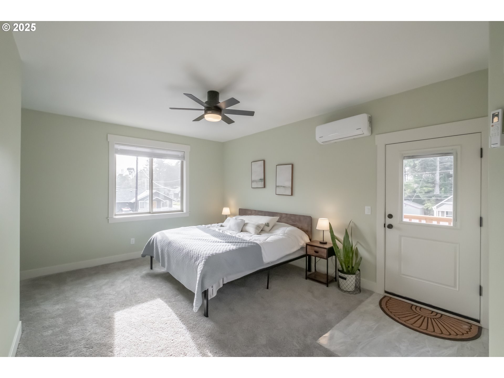 Gleneden Beach, Oregon 97388, United States, 2 Bedrooms Bedrooms, ,3 BathroomsBathrooms,Residential,Active,17049