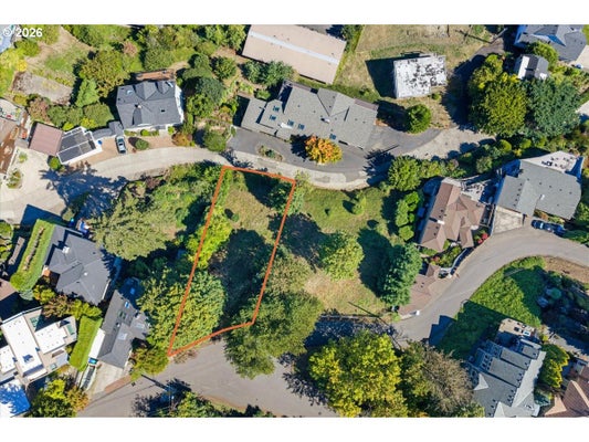SW FULTON PARK BLVD, PORTLAND, OR 97219 - Image c558c7eefa660ba4a9ff00e8b79e7665/752775529