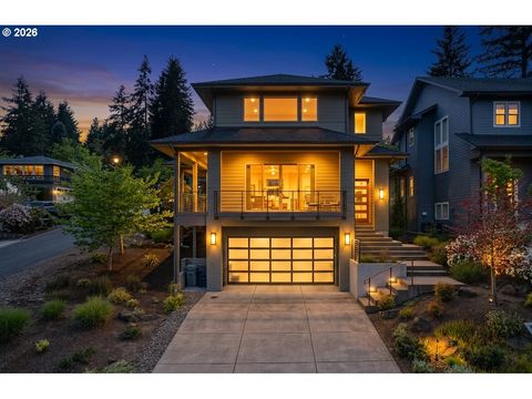 2490 PANORAMA DR Eugene OR 97405