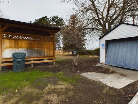 A home in Hermiston