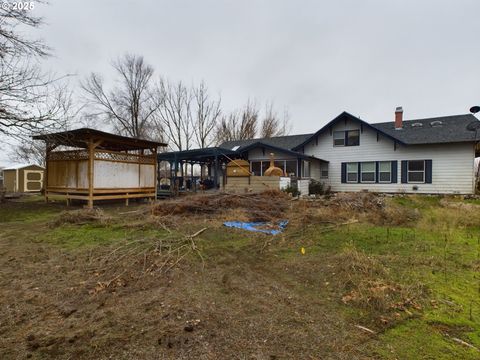 A home in Hermiston