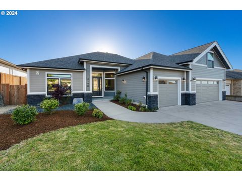 2140 GARFIELD ST North Bend OR 97459