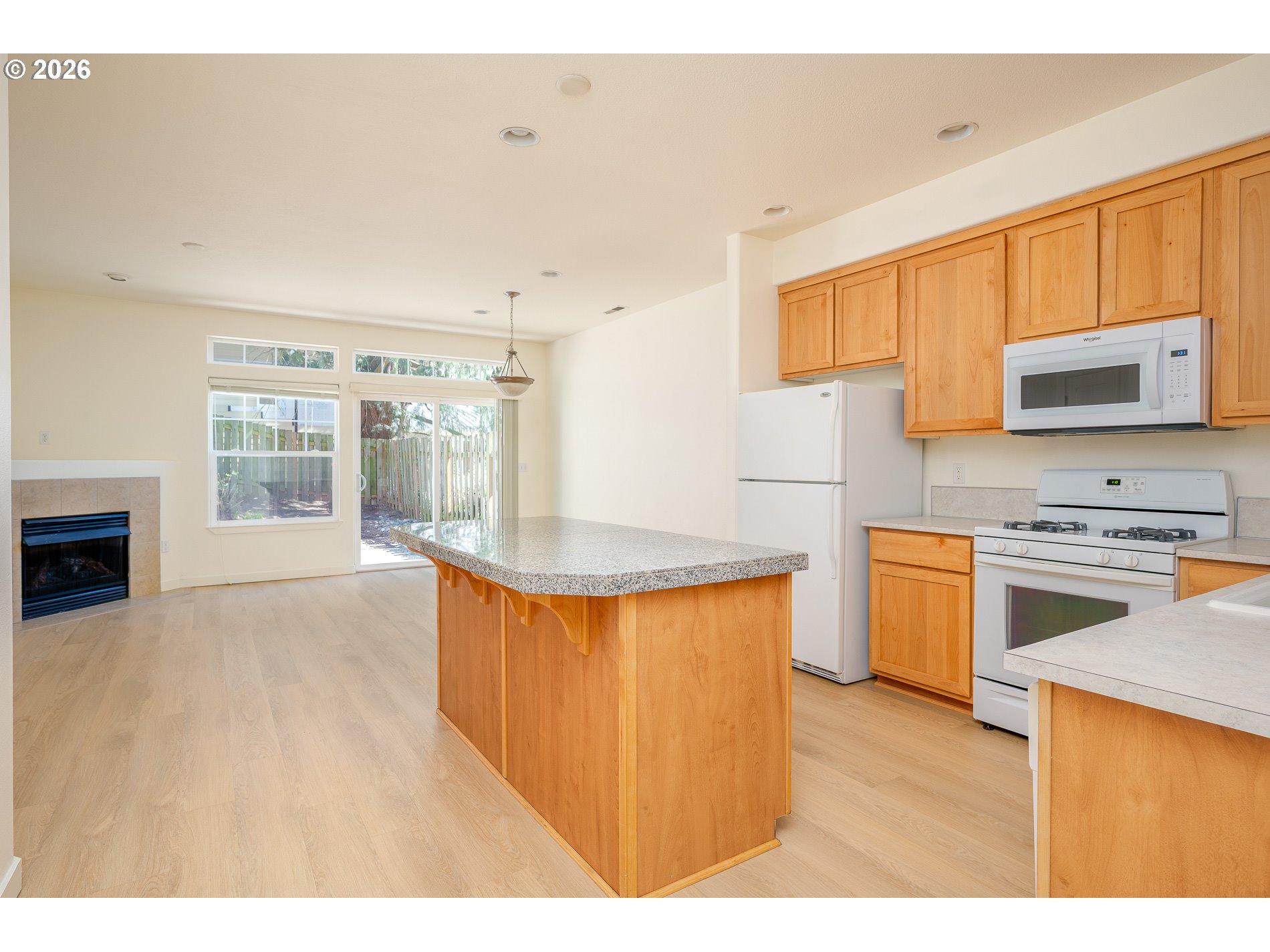 252 NW ELEVEN MILE AVE