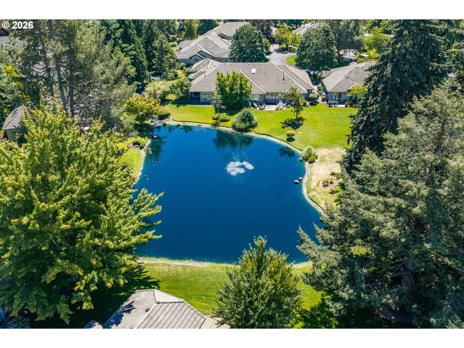 732 CASTLE PINES DR N