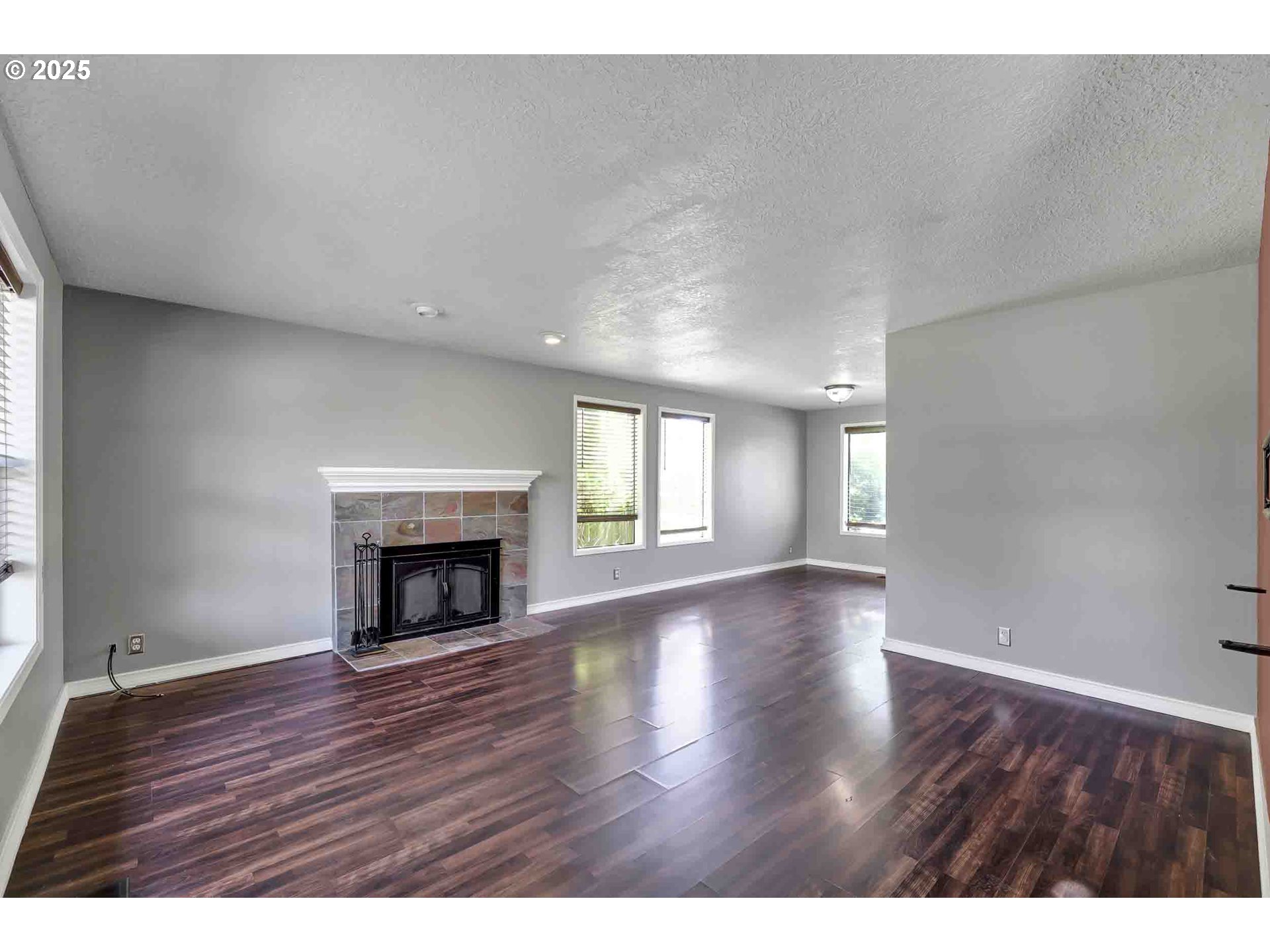1168 RISDEN PL