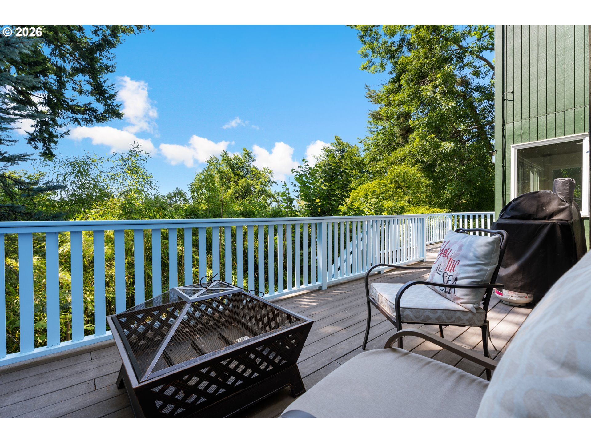 8957 SW TERWILLIGER BLVD