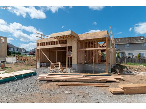 2263 SW PHYLLIS PL Gresham OR 97080
