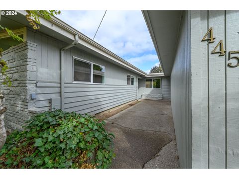 A home in McMinnville