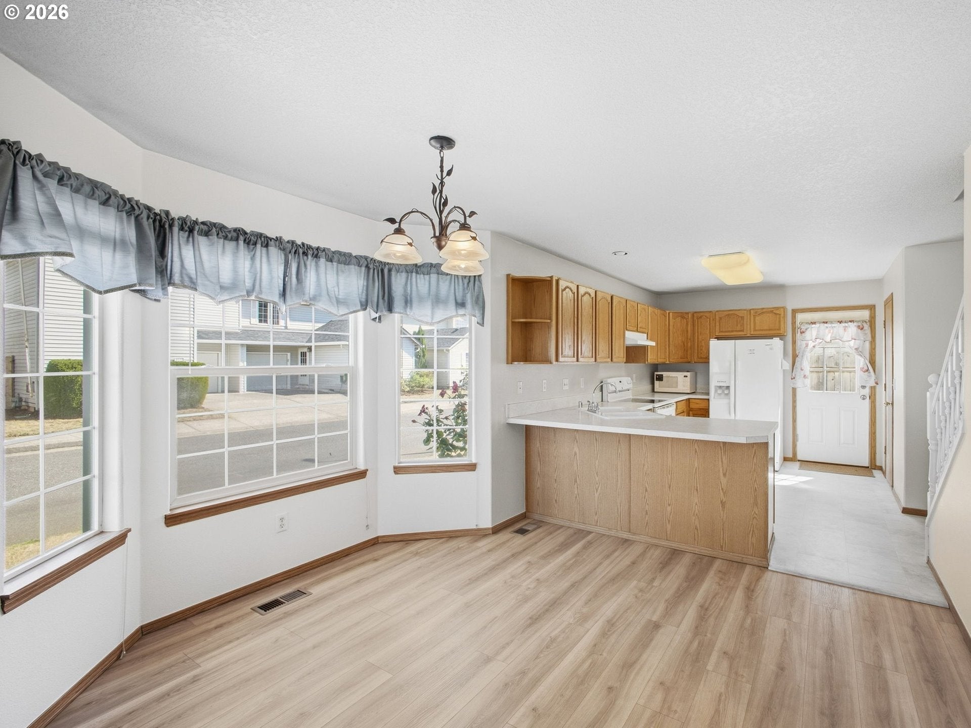 5300 NE 84TH LOOP