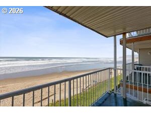 171 SW HIGHWAY 101 207