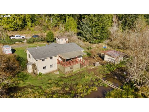 A home in Coos Bay