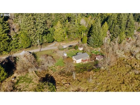 A home in Coos Bay