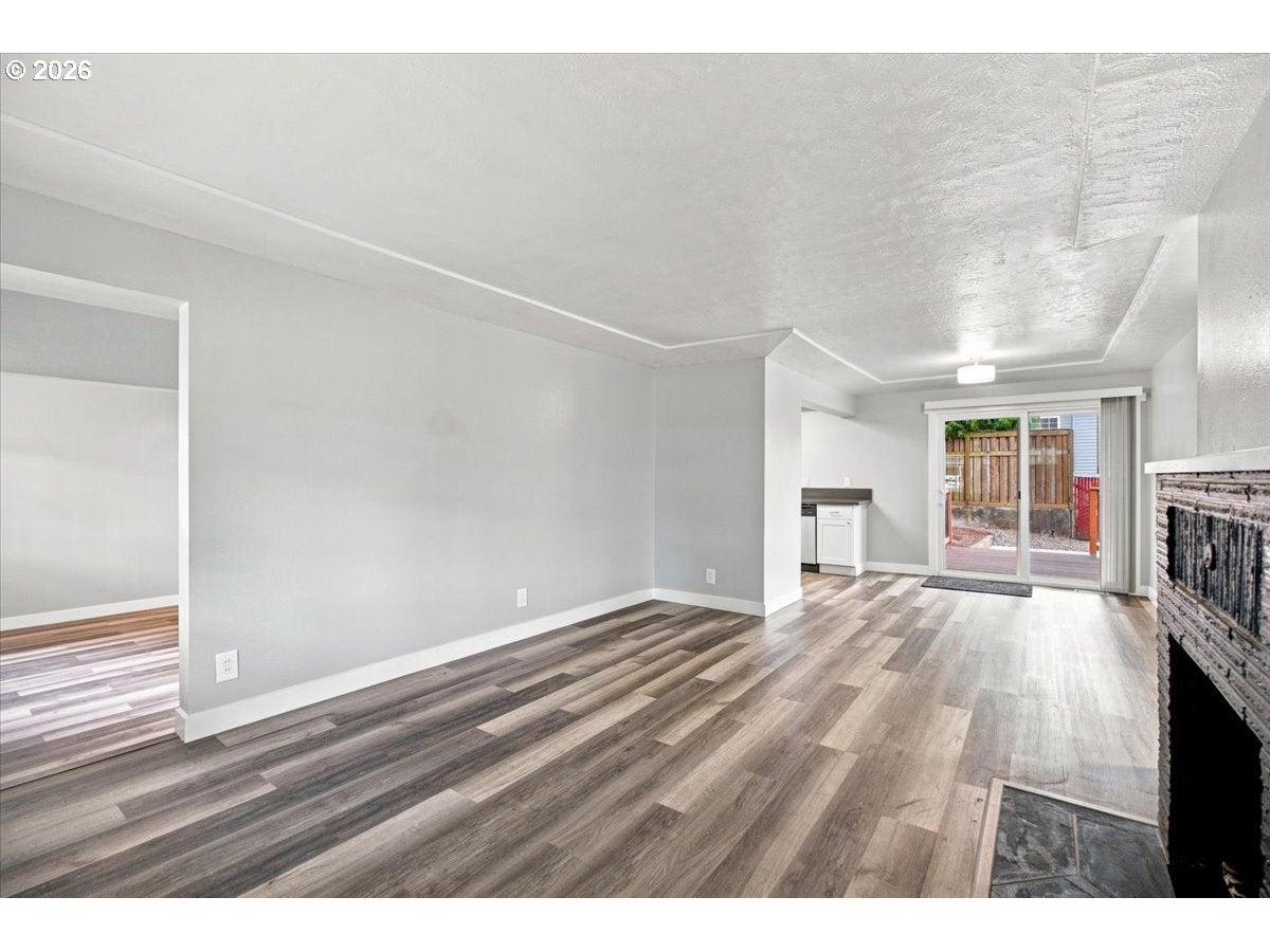 1009 SE 113TH AVE