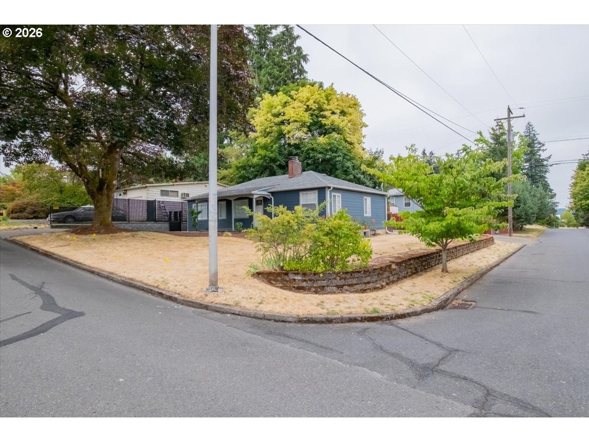 1009 SE 113TH AVE