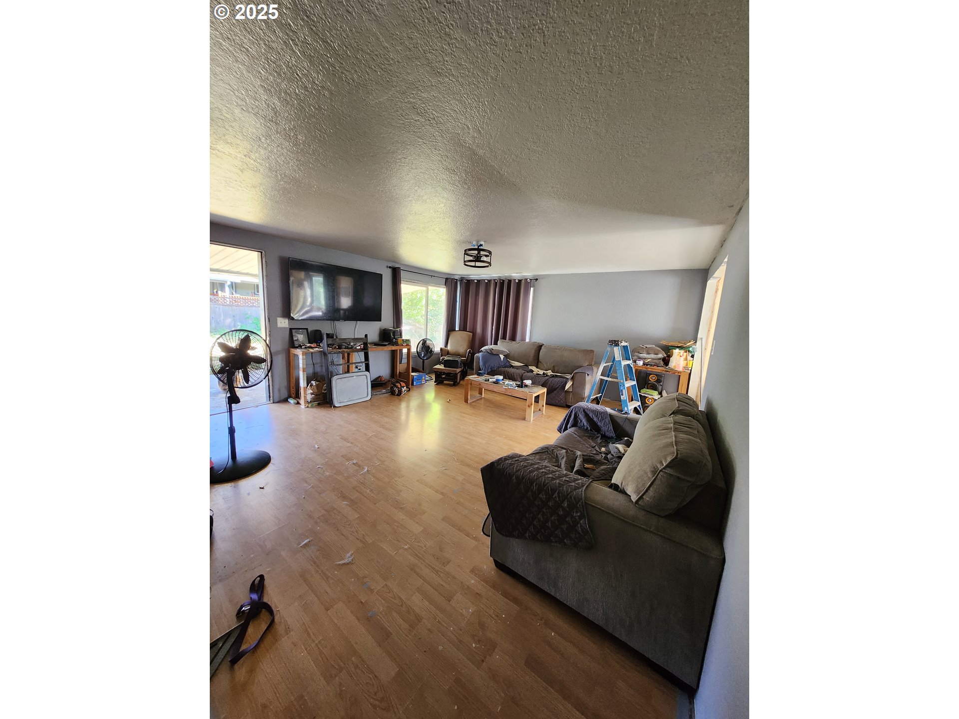 3660 CARNES RD