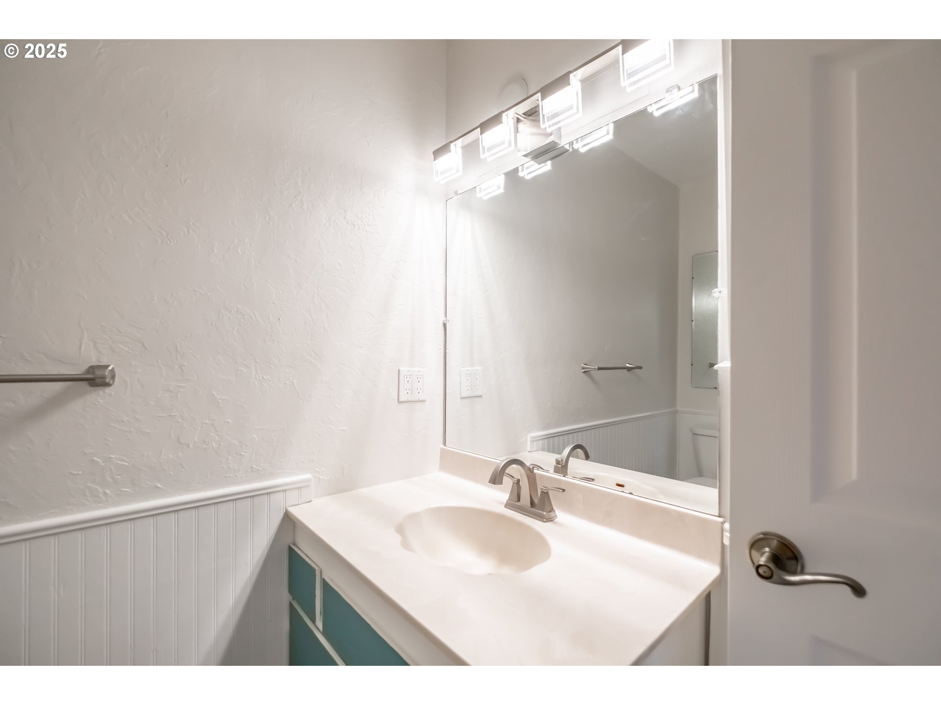 Keizer, Oregon 97303, United States, 3 Bedrooms Bedrooms, ,2 BathroomsBathrooms,Residential,Active,220349