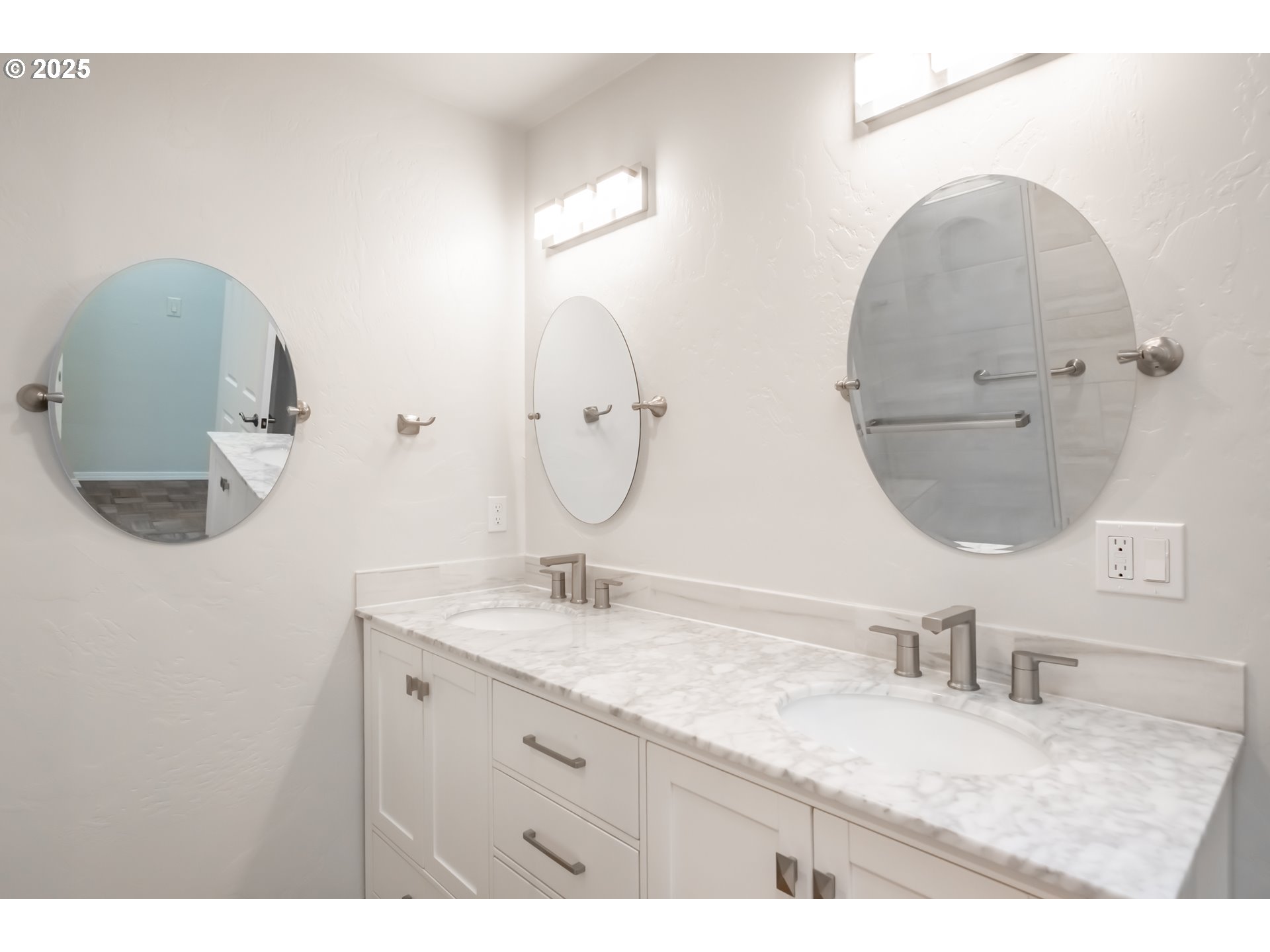 Keizer, Oregon 97303, United States, 3 Bedrooms Bedrooms, ,2 BathroomsBathrooms,Residential,Active,220349