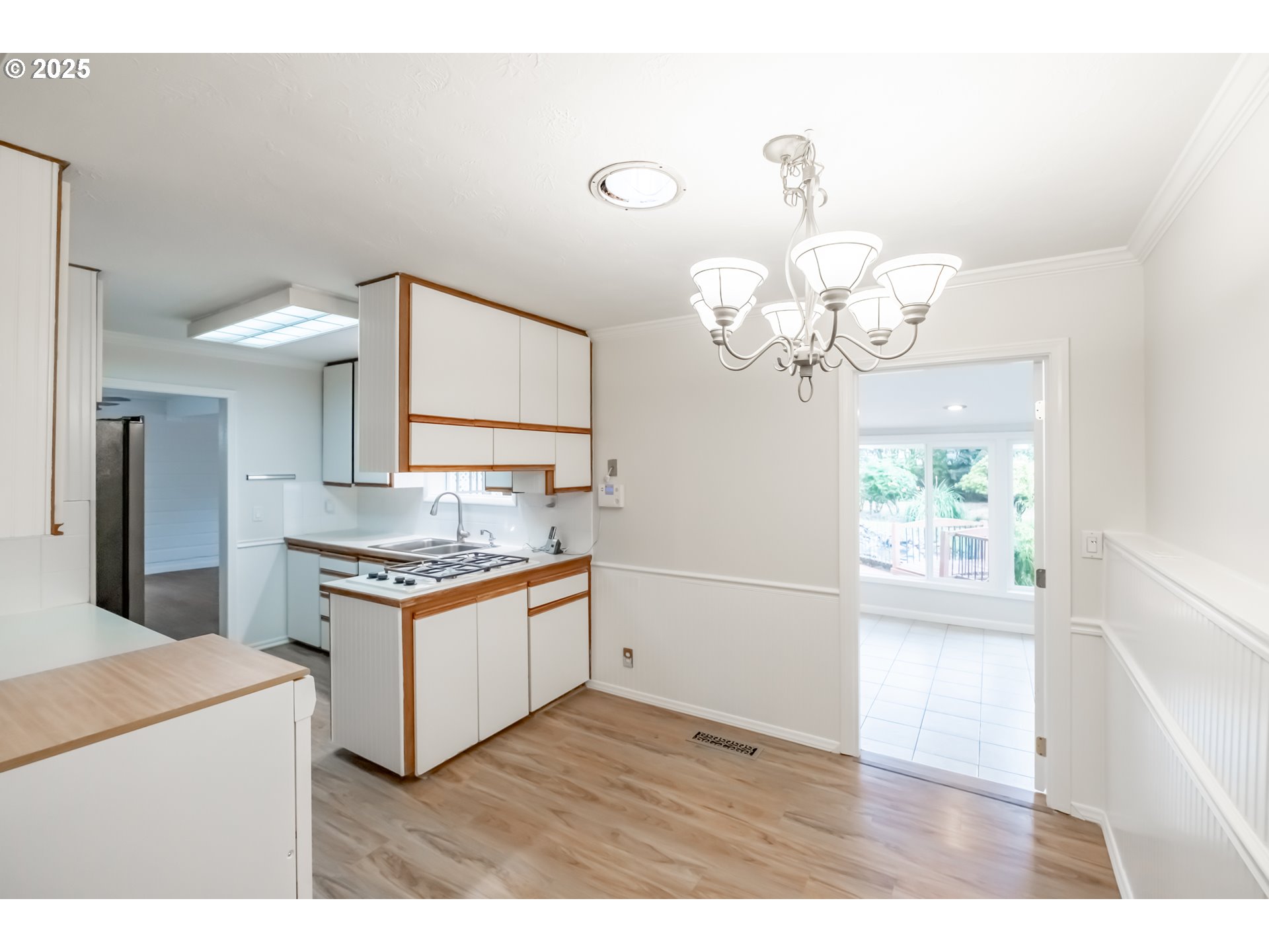 Keizer, Oregon 97303, United States, 3 Bedrooms Bedrooms, ,2 BathroomsBathrooms,Residential,Active,220349