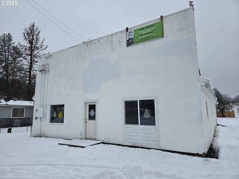 A home in Wallowa