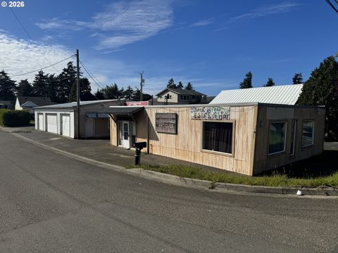 Featured picture for the property 417596323