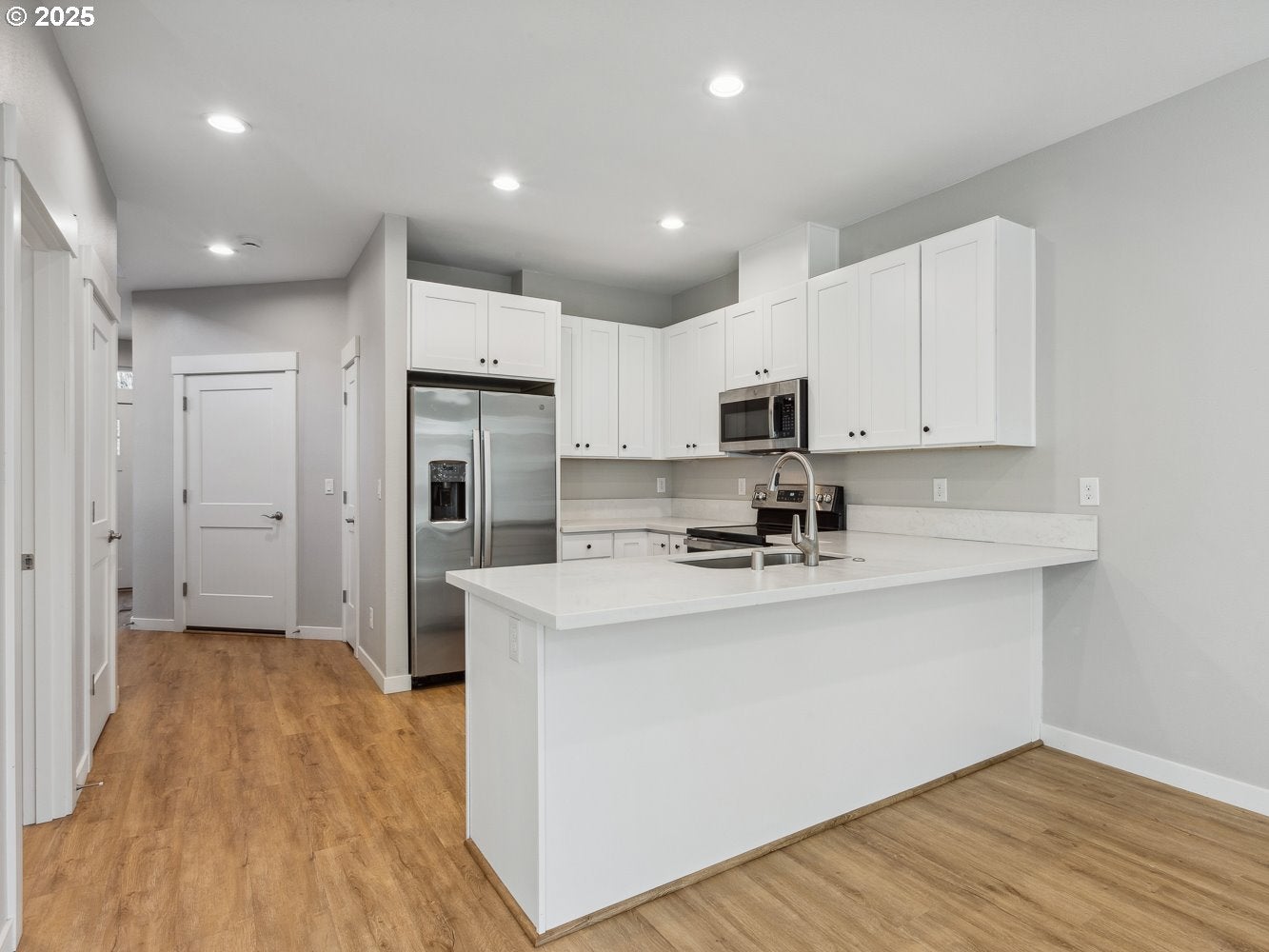 2421 NE 54TH ST