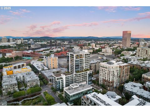 1001 NW LOVEJOY ST PH-3 Portland OR 97209