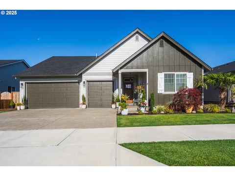 1053 S VINE ST Canby OR 97013