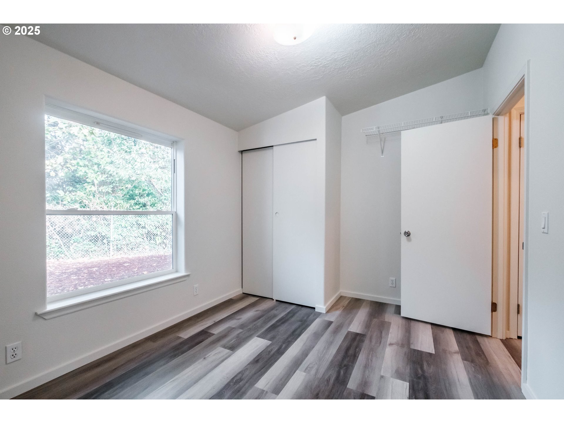 Woodburn, Oregon 97071, United States, 3 Bedrooms Bedrooms, ,2 BathroomsBathrooms,Residential,Active,164460