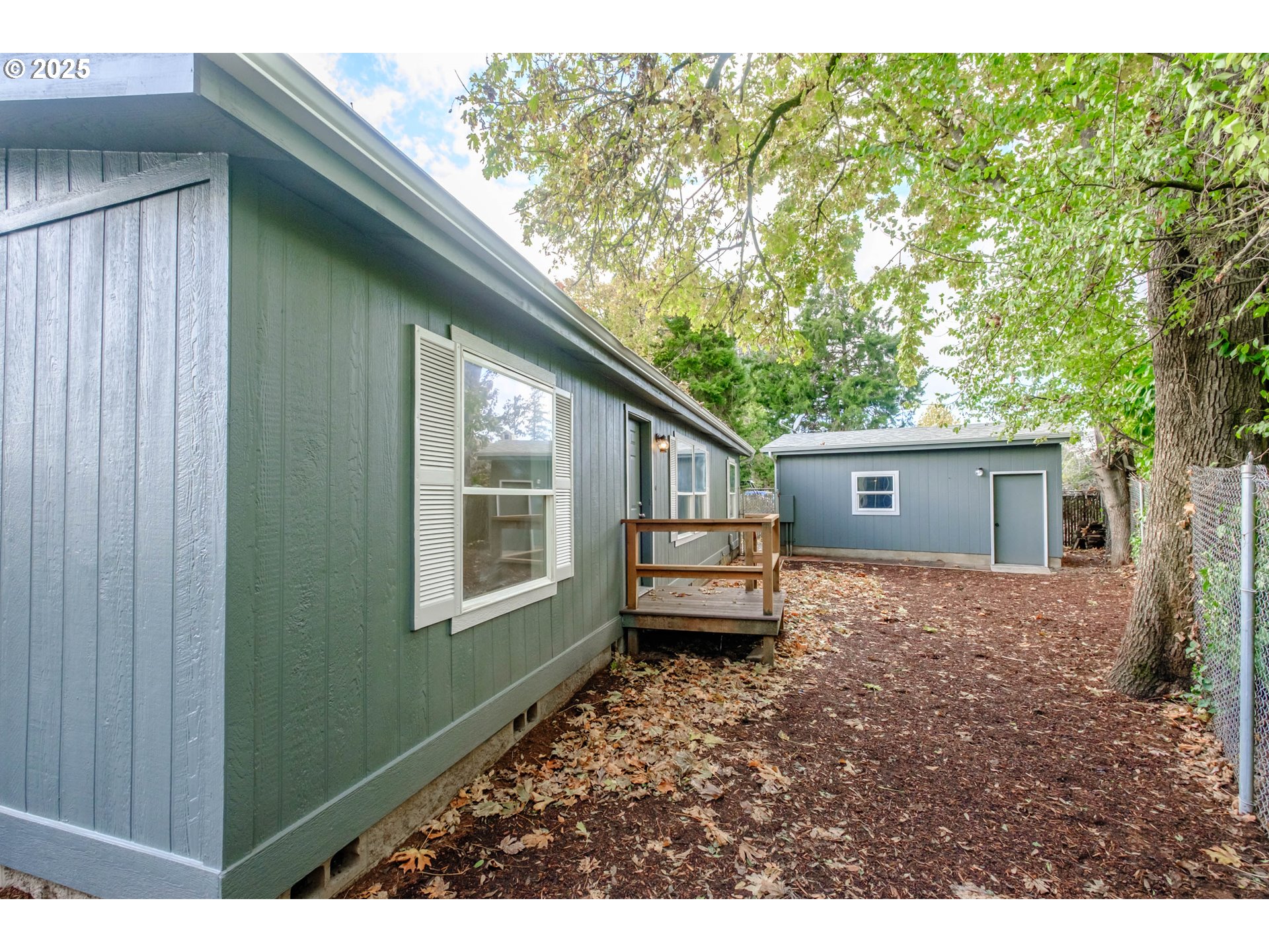 Woodburn, Oregon 97071, United States, 3 Bedrooms Bedrooms, ,2 BathroomsBathrooms,Residential,Active,164460